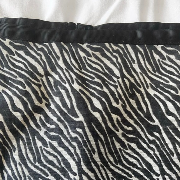 H&M | Black and white zebra skirt - Picture 5 of 8